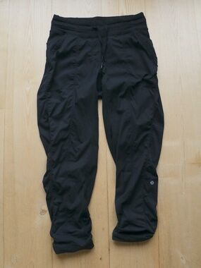 Lululemon Dance Studio Crop 25"